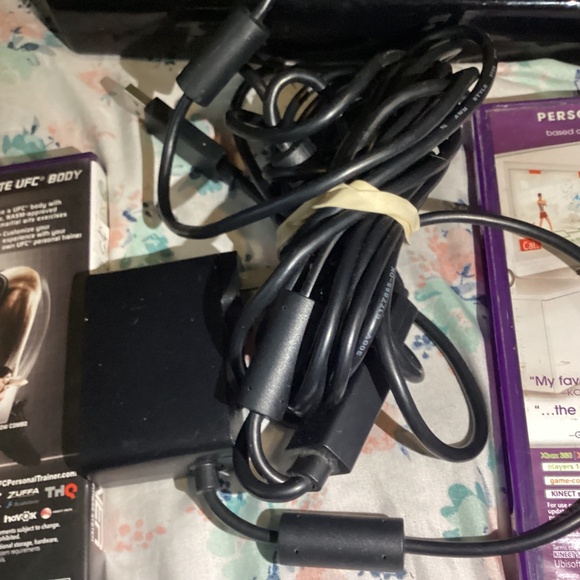 OEM Microsoft XBOX 360 Kinect Sensor Bar camera with adapter and 4 games Kinect - Picture 7 of 16